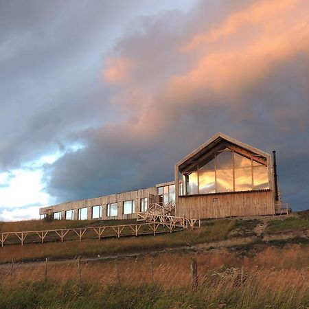 Hotel Simple Patagonia Puerto Natales Exterior photo