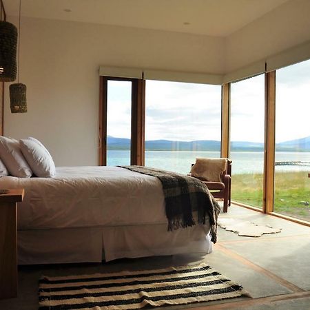 Hotel Simple Patagonia Puerto Natales Exterior photo